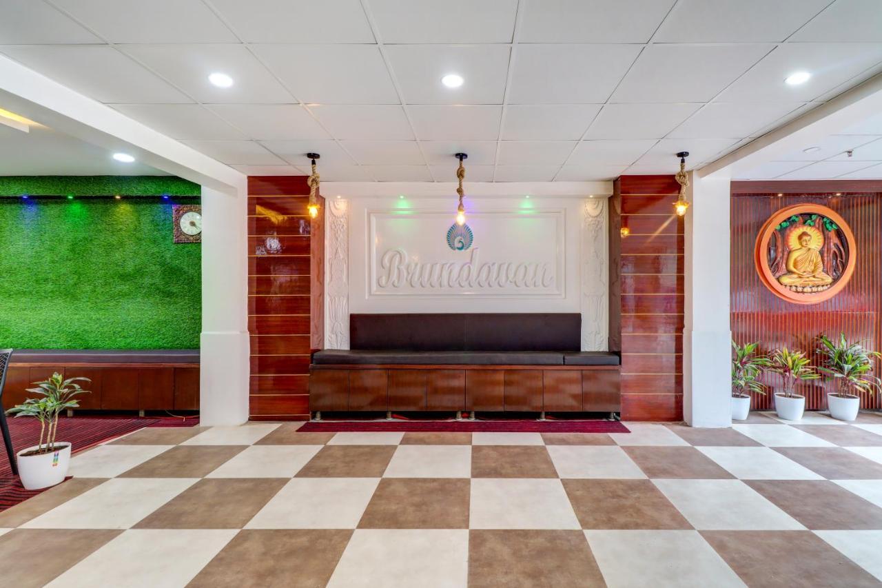 Hotel Brundavan International Guntūr Екстериор снимка