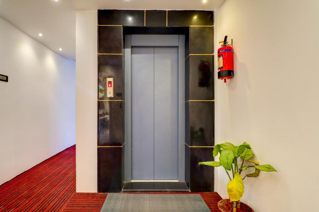 Hotel Brundavan International Guntūr Екстериор снимка